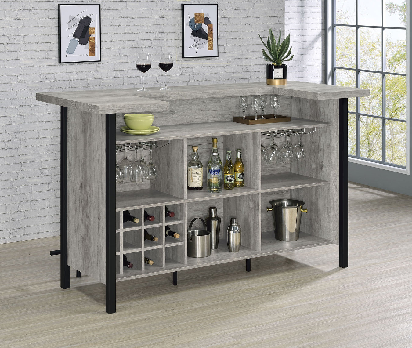 Dining Room > Bar