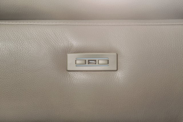 Balderico - Power Loveseat