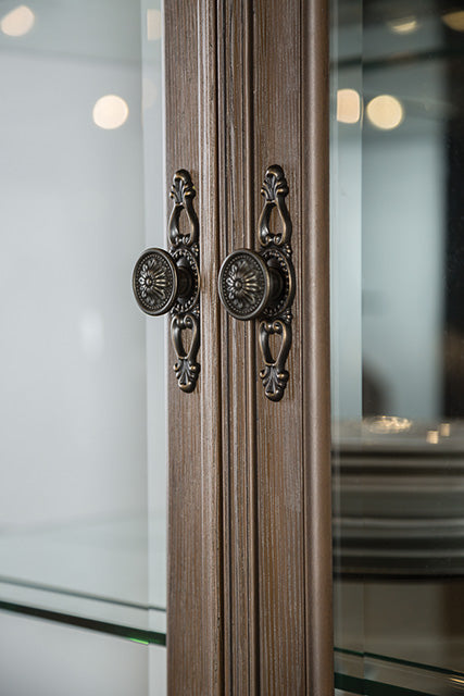 Seven Oaks - Hutch & Buffet