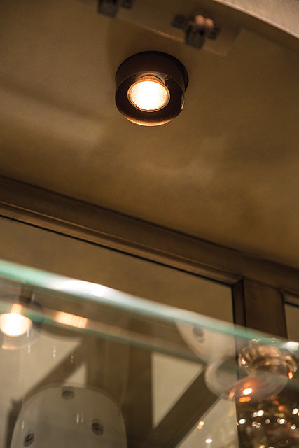 Seven Oaks - Hutch & Buffet