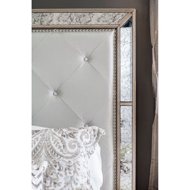 Loraine - 4 Pc Queen Bedroom Set