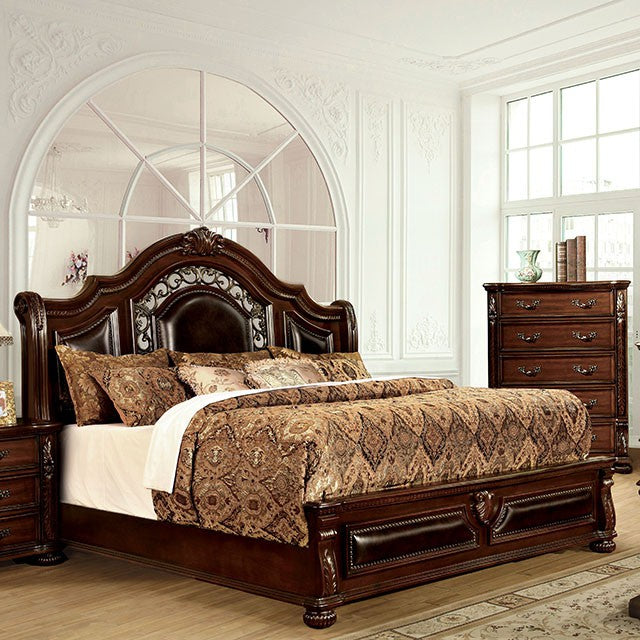 Flandreau - 4 Pc Queen Bedroom Set