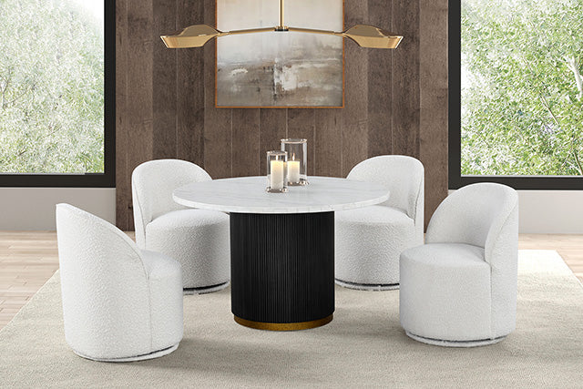 Varde - 5 Pc Dining Table Set