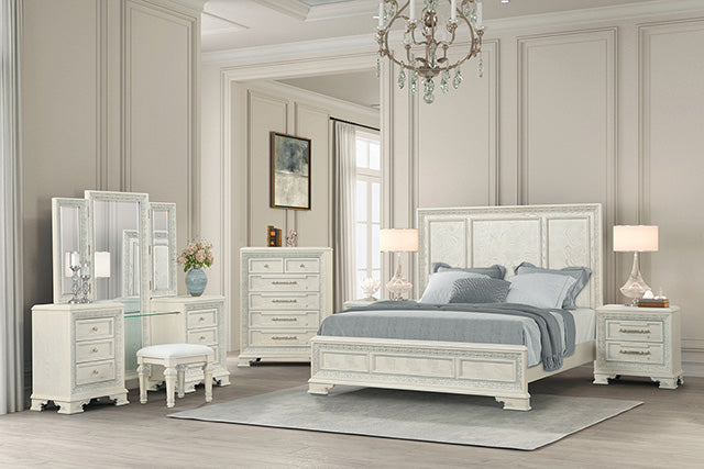 Stella Mia - 5 Pc Queen Panel Bedroom Set