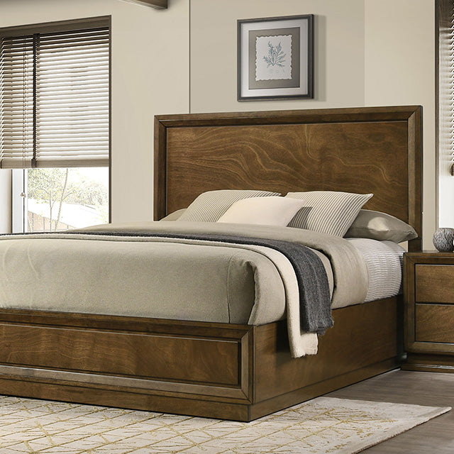 Kirkham - 5 Pc Queen Bedroom Set