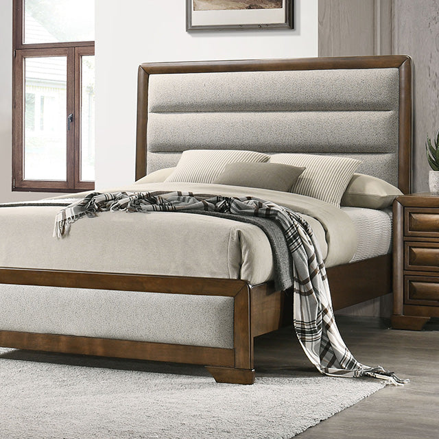 Caerwys - 4 Pc Queen Bedroom Set