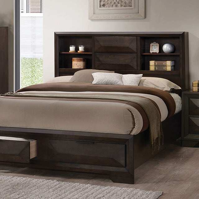 Caistor - 5 Pc Queen Bedroom Set