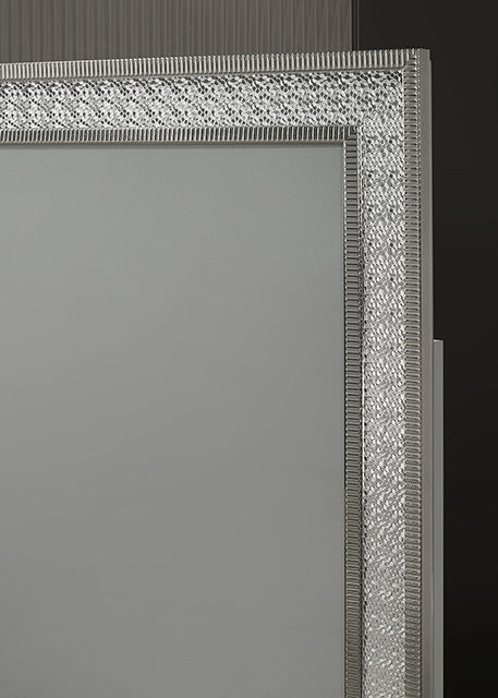 Cassiopeia - 5 Pc Queen Bedroom Set