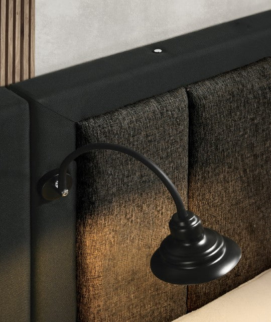 Chalfont - 4 Pc Queen Bedroom Set w/ Panels