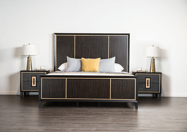 Kenyada - 4 Pc Queen Bedroom Set