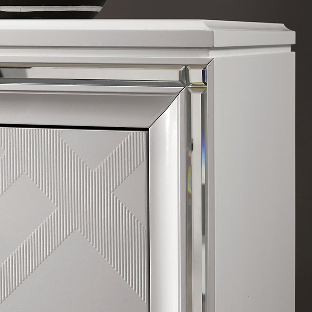 Emmeline - 4 Pc Queen Bedroom Set