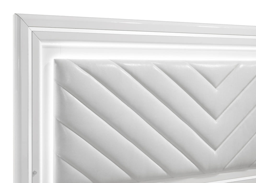 Cassia 4-piece Queen LED Bedroom Set White High Gloss