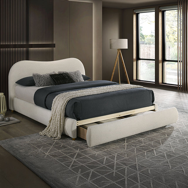 Grimsby - E.King Bed