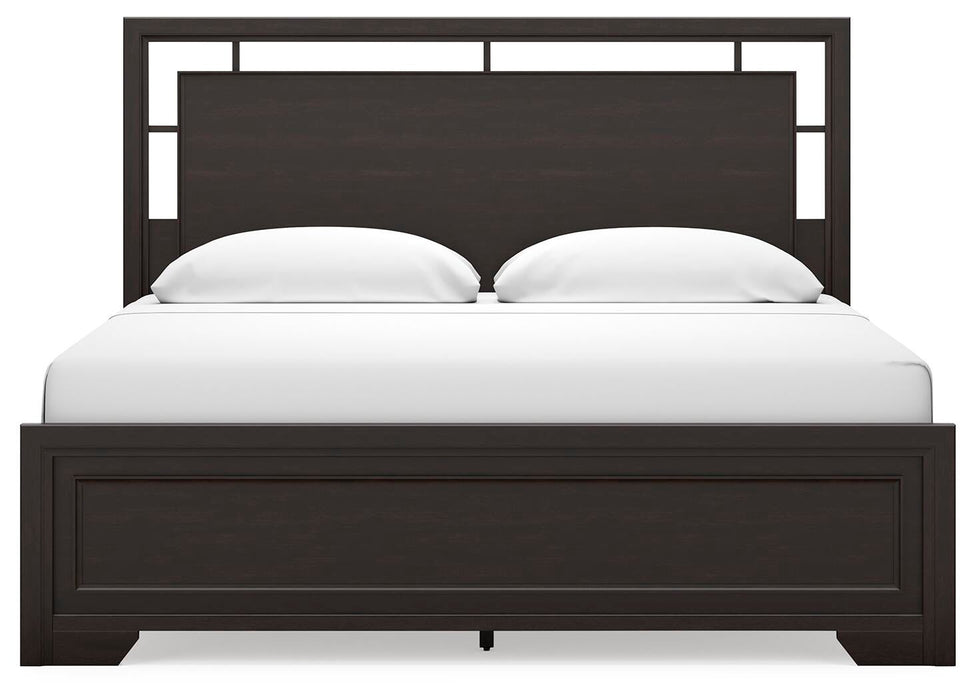 Covetown King Panel Bed with Mirrored Dresser and Nightstand