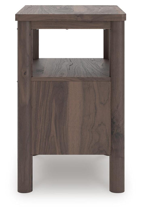 Pamytta Twin Panel Bed, Dresser, Mirror and Nightstand