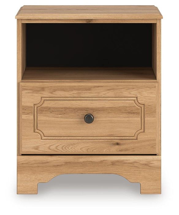 Aleaport Full Panel Bed with Mirrored Dresser and Nightstand