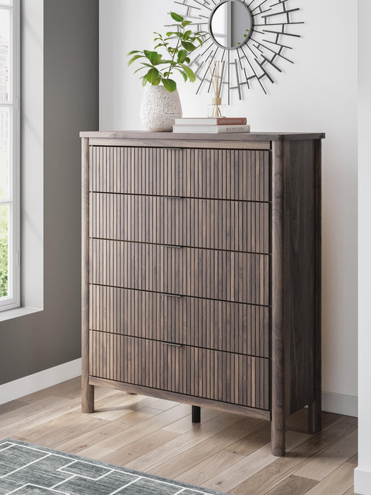 Pamytta King Panel Bed, Dresser, Mirror, Chest and Nightstand