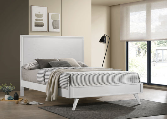 Janelle Wood Queen Panel Bed White